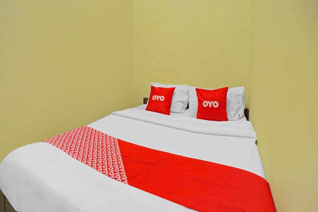 Oyo 3298 Bromo Guest House Family Malang Exterior photo